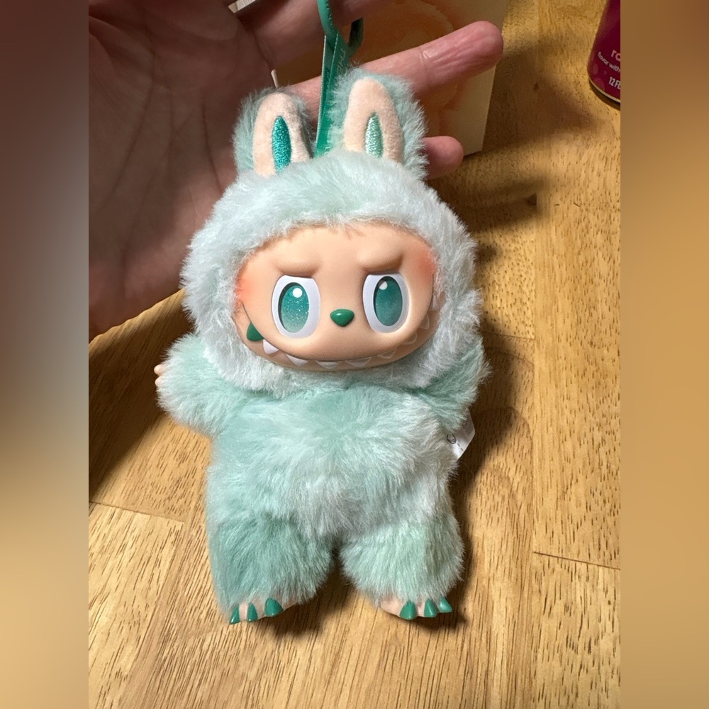 BNIB Labubu Big Into Energy V3 - Serenity